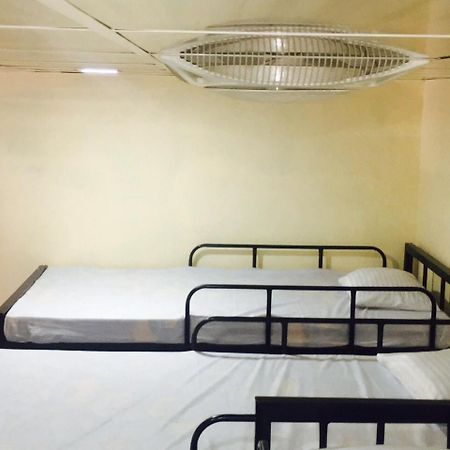 J Hostel Kandy Zewnętrze zdjęcie