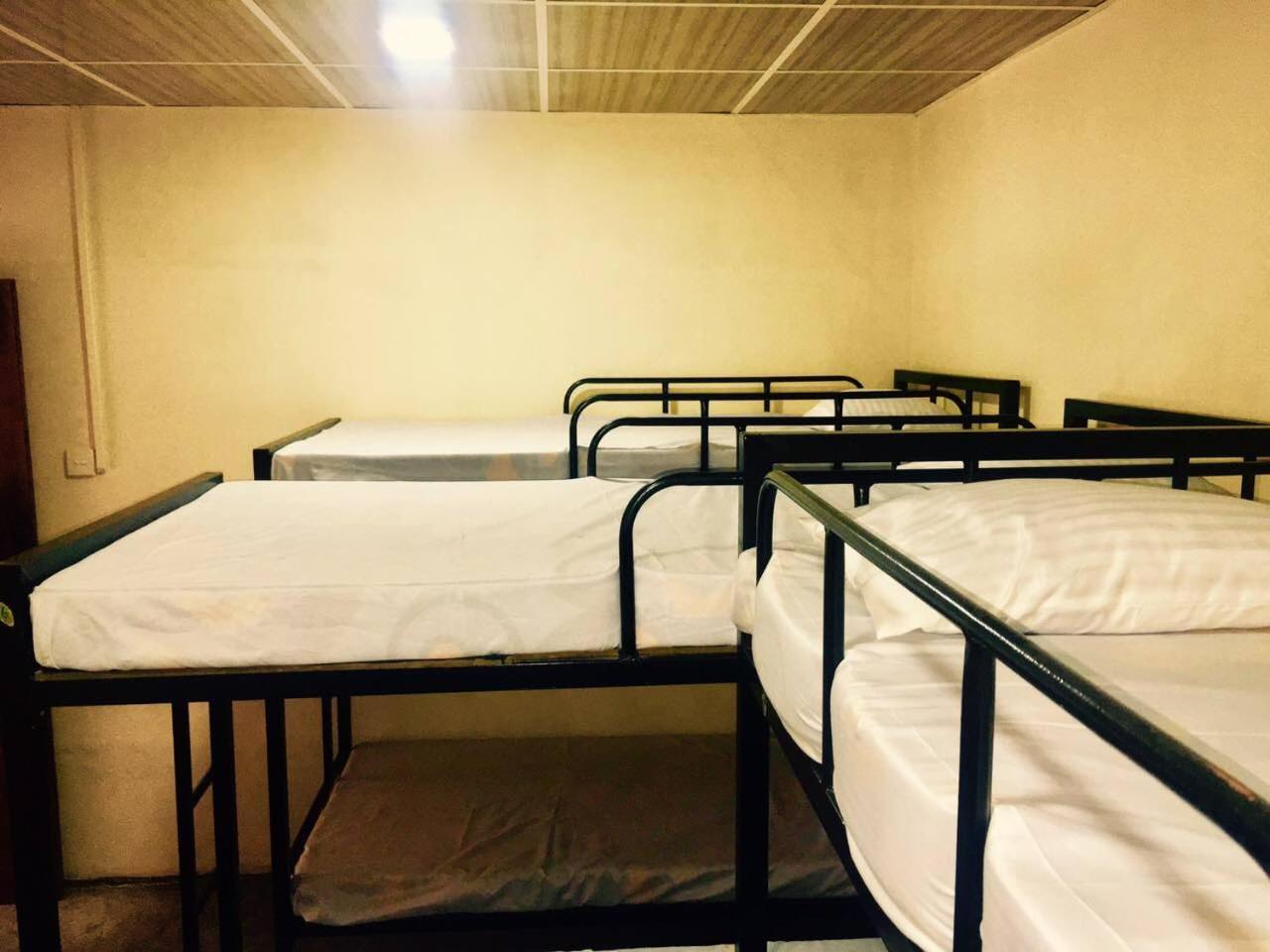 J Hostel Kandy Zewnętrze zdjęcie