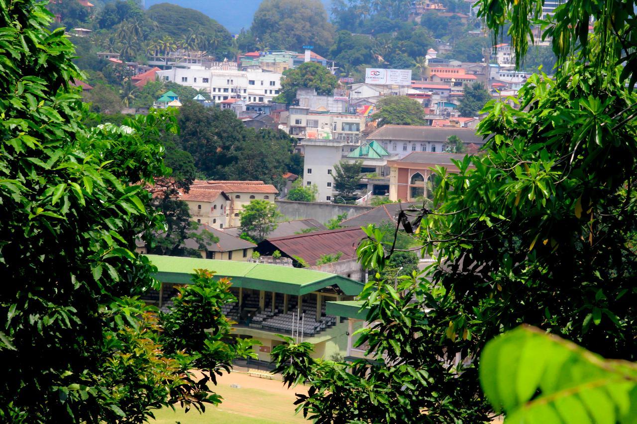 J Hostel Kandy Zewnętrze zdjęcie