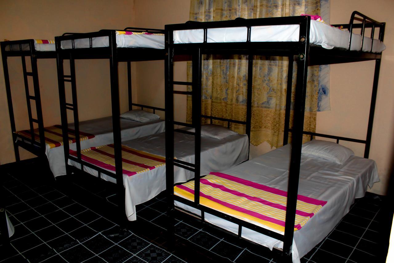 J Hostel Kandy Zewnętrze zdjęcie